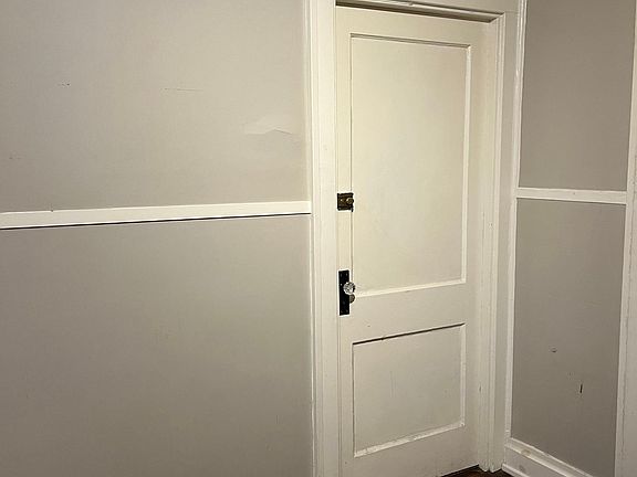5th image of 804 Hampton Ave