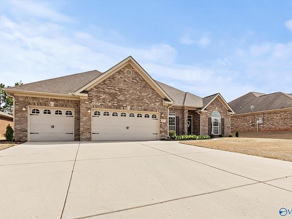 5th image of 208 N Mossy Creek Cir NW
