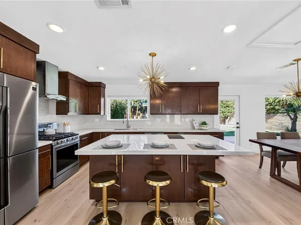 2037 245th St, Lomita, CA 90717