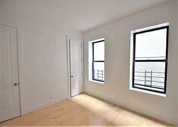 Rented by CITY SKYLINE REALTY INC