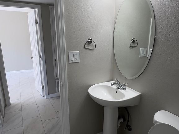 2nd image of 626 W Los Felis Ave #1