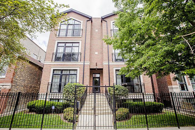 1st image of 1846 W Armitage Ave #3W