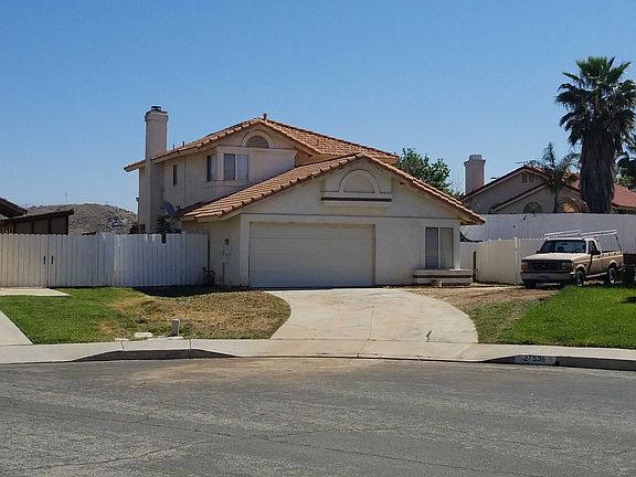 2nd image of 27536 Avenida Interno