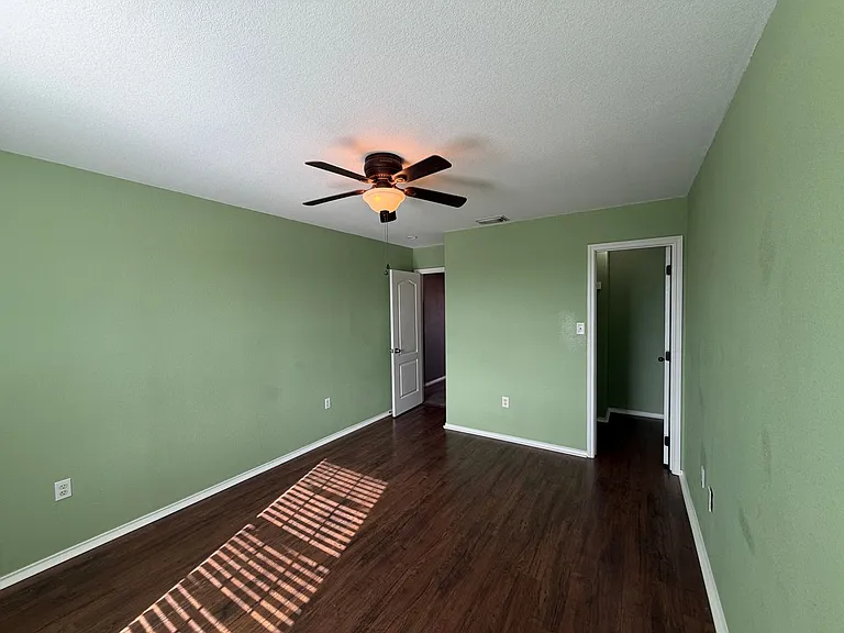 5509 Candace St — Photo 35