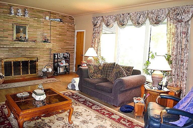 17061 Independent Ln, Billings, MT 59105 Zillow