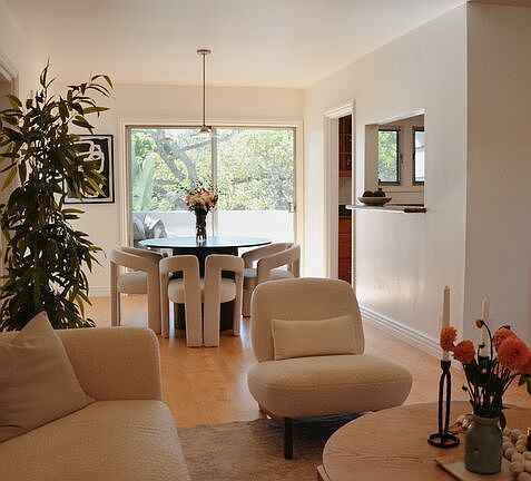 4th image of 1328 Havenhurst Dr APT 202