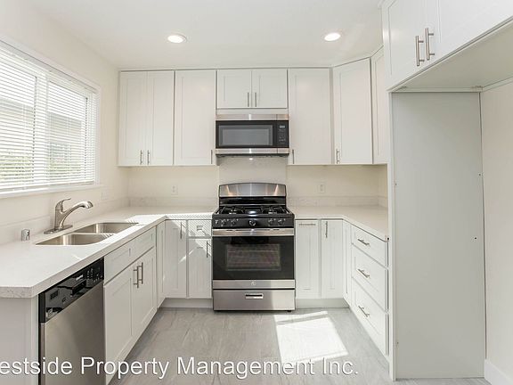 4th image of 1830 Washington Way #1832