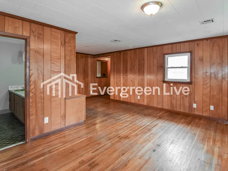 3678 Windemere Dr — Photo 7