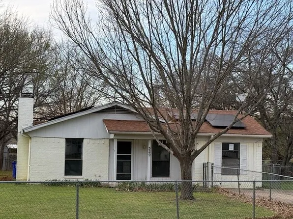 329 Walnut Ave, Azle, TX 76020