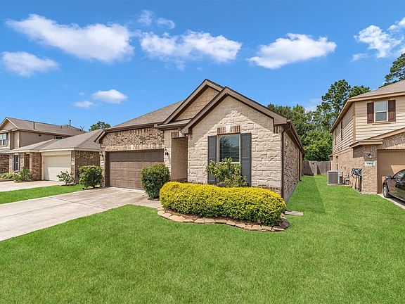3rd image of 1108 Clonmore Ct