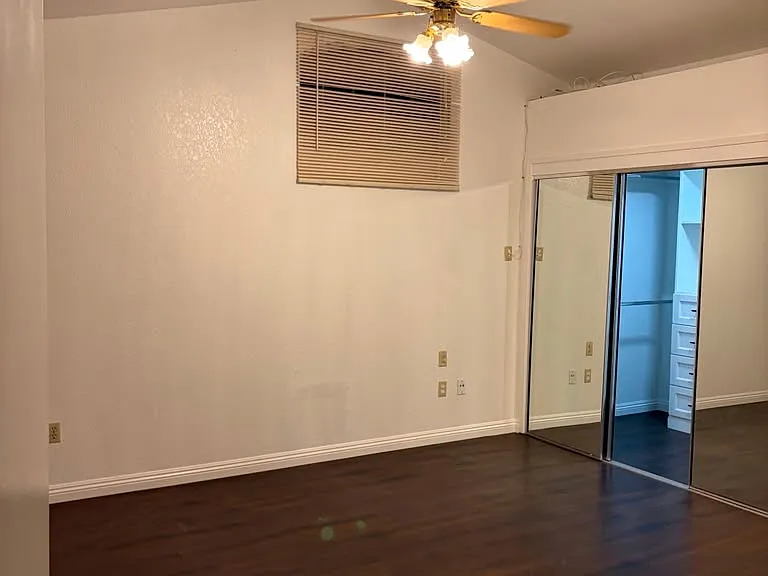 6105 Ambergrove St — Photo 16