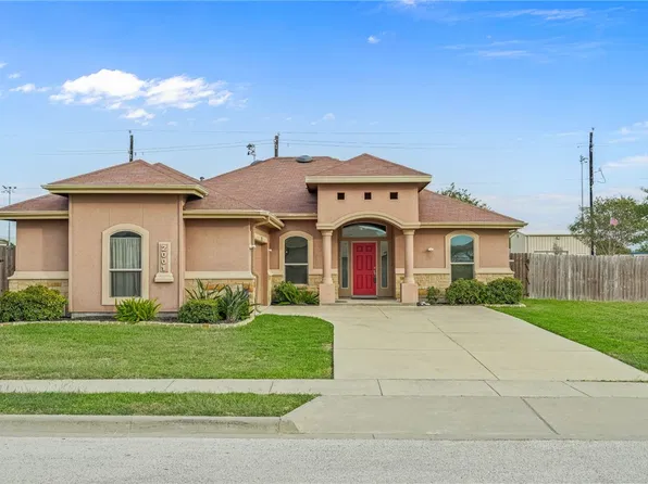 2001 Chesapeake Bay Dr, Portland, TX 78374