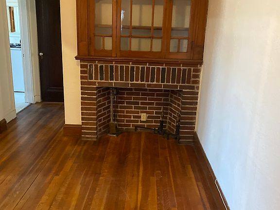 Front foyer upon entry