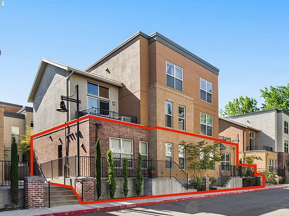 2nd image of 6249 NE Carillion Dr Unit 101