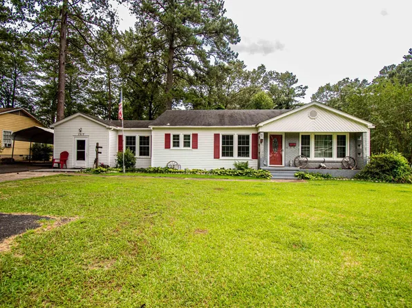 1517 W Washington St, Camden, AR 71701