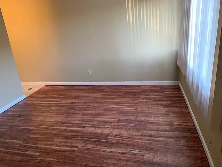 475 N Midway Dr #148 — Photo 9