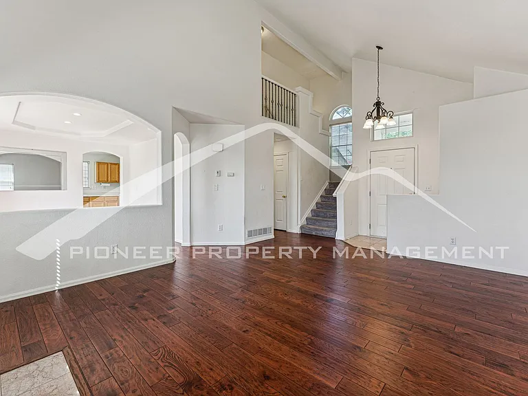 6360 E 121st Dr — Photo 4