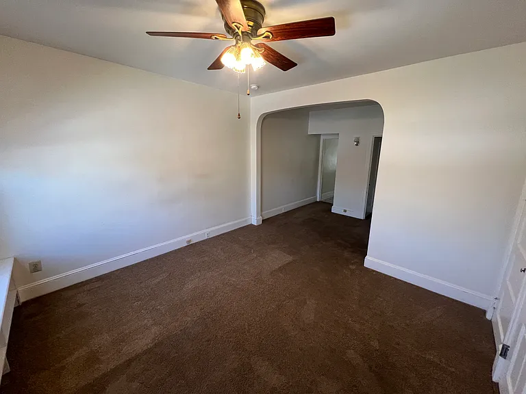 42 Owen Avenue — Photo 10