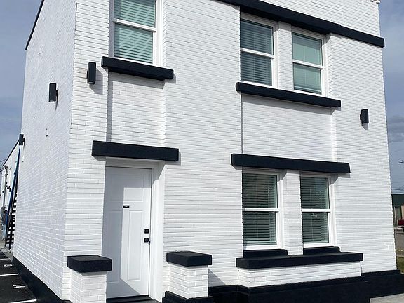 2nd image of 488 D St #103