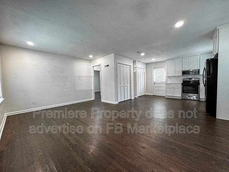 2 bed, 1.0 bath, 825 sqft, $1,150 — Photo 4