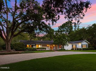 407 Girard Park Dr, Lafayette, LA 70503