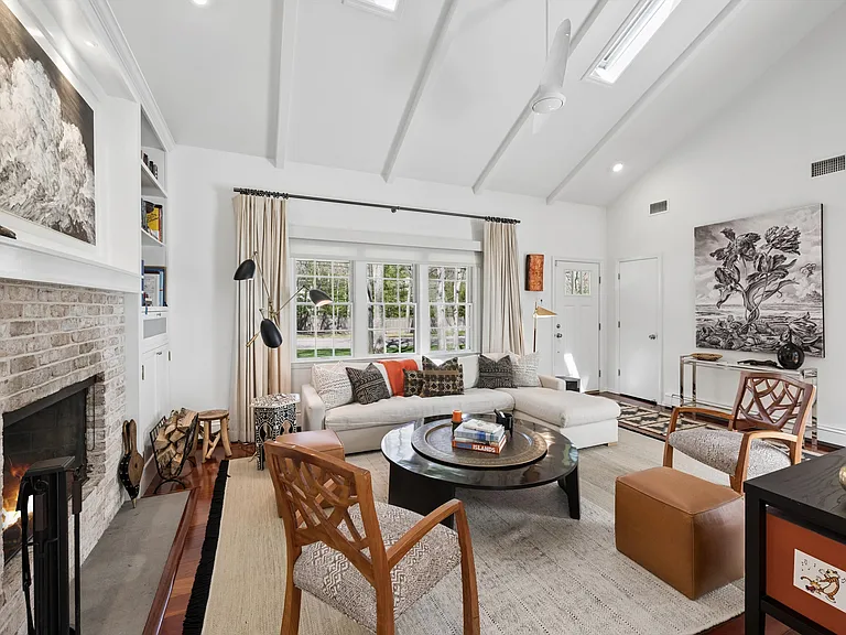 12 Partridge Dr — Photo 7