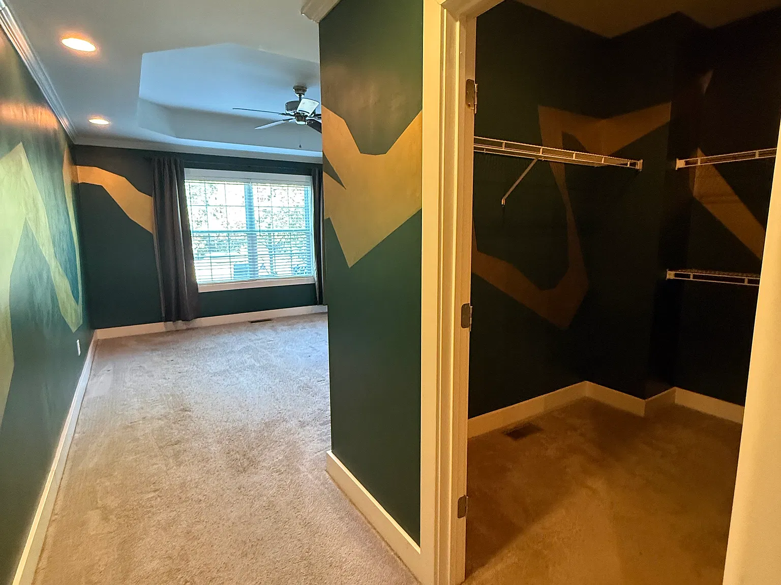4 bed, 2.5 bath, 2200 sqft, $1,200 — Photo 3