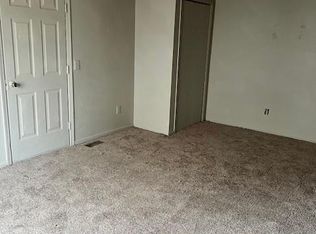 1028 Country Creek Ln, Toledo, OH 43615