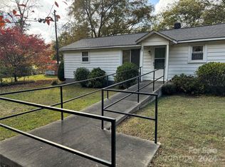 560 Harris Rd, Salisbury, NC 28147