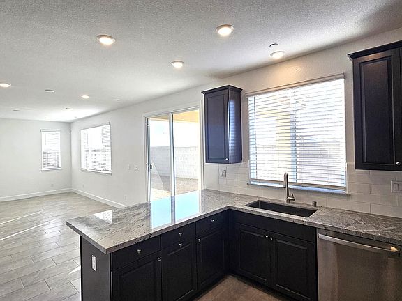 4th image of 1193 Sierra Morena Way