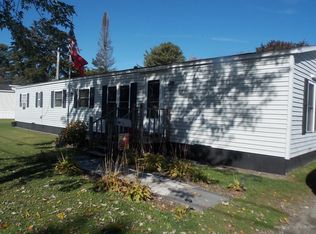 6 E Houghton St, Madison, ME 04950