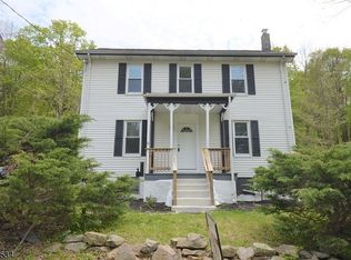 72 Ridge Rd, Hackettstown, NJ 07840