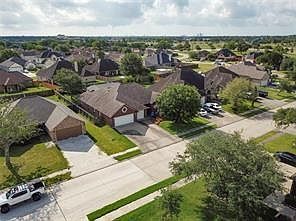 4th image of 112 Majestic Oak Cir