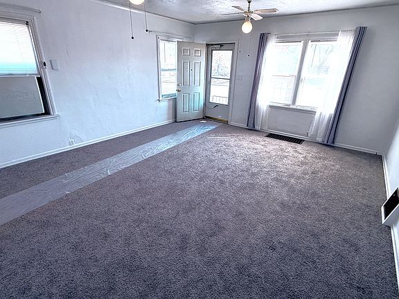 2nd image of 1317 E 4th St