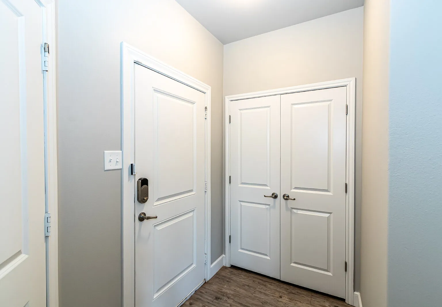 3 bed, 2.0 bath, 1500 sqft, $1,495 — Photo 1
