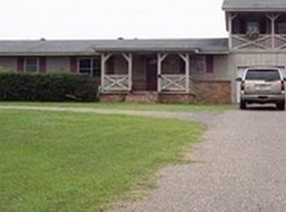 302 Clark Rd, Kilgore, TX 75662