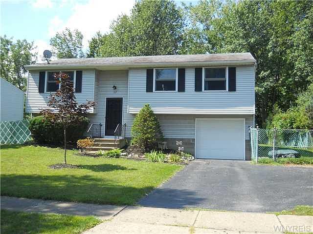 1st image of 117 Forestal Dr