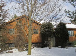 4110 Dry Gulch Dr, Jackson, WI 53037