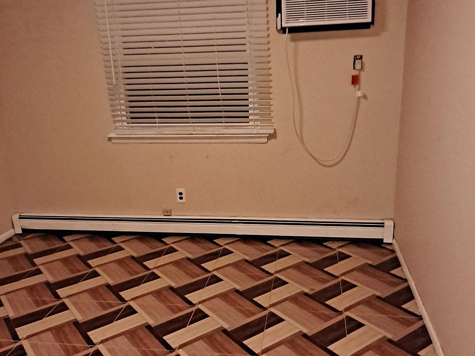 1st image of 177 Mosely Ave Floor 1