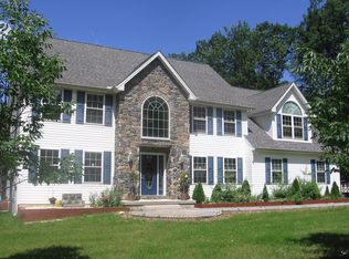 4506 Lower Valley Dr, Kunkletown, PA 18058