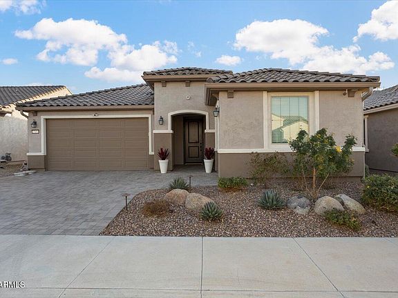 3rd image of 27453 W WAHALLA Lane