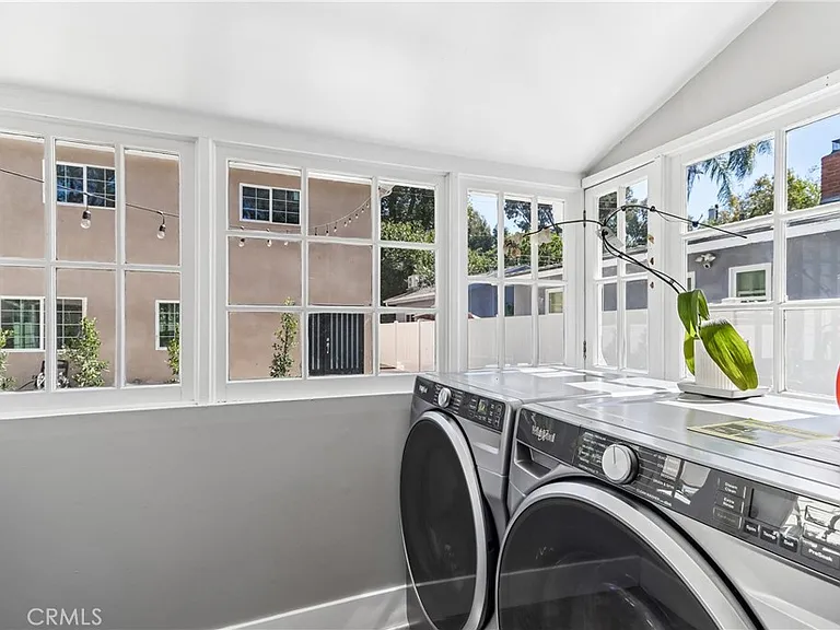 21235 Lopez St — Photo 5
