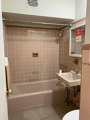 Rented by Limestone Realty Bklyn, LLC | media 27