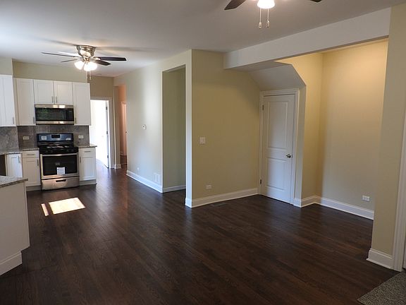 3rd image of 526 N Lockwood Ave