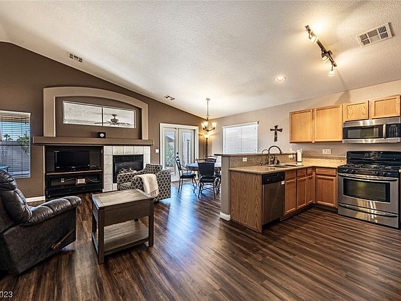 2nd image of 5009 Running Rapids Ave