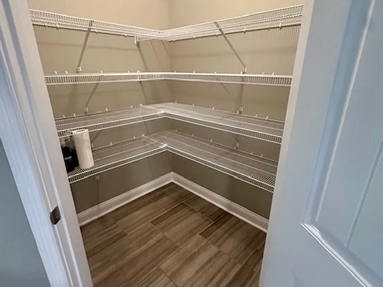 2015 Dorsey Ct — Photo 8