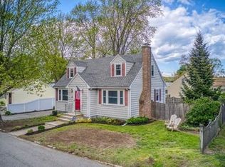 40 Cleveland Ave, Saugus, MA 01906