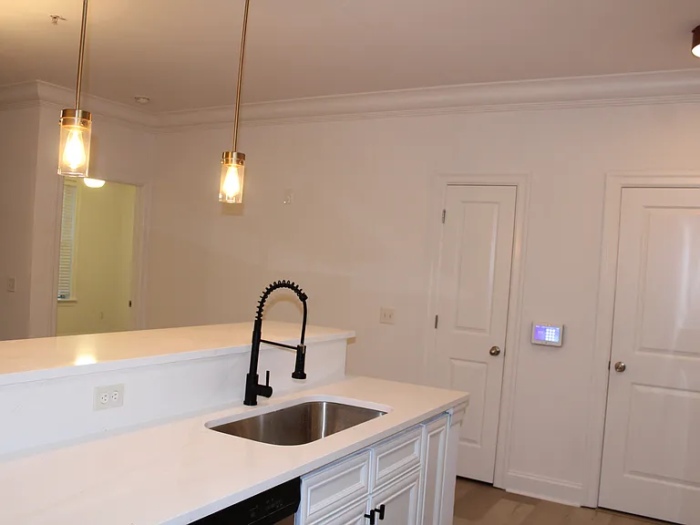 901 Abernathy Rd #2110 — Photo 74