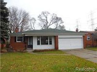 27820 Palomino Dr, Warren, MI 48093