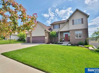 7832 S 24th Ct, Lincoln, NE 68512